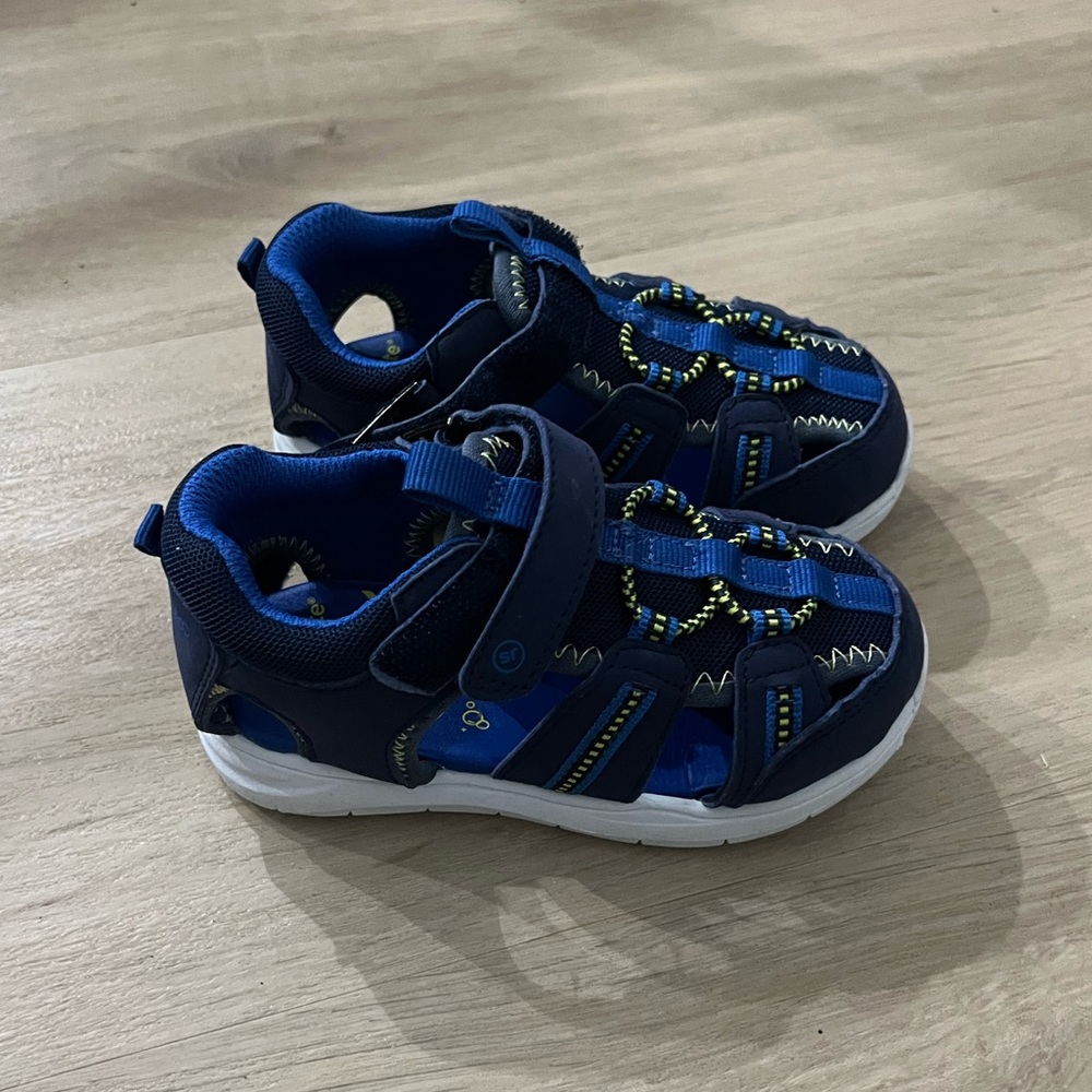 Stride Rite Water Shoes